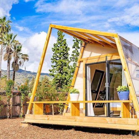 Glamping In The Urban Hotel Glendora Exterior photo