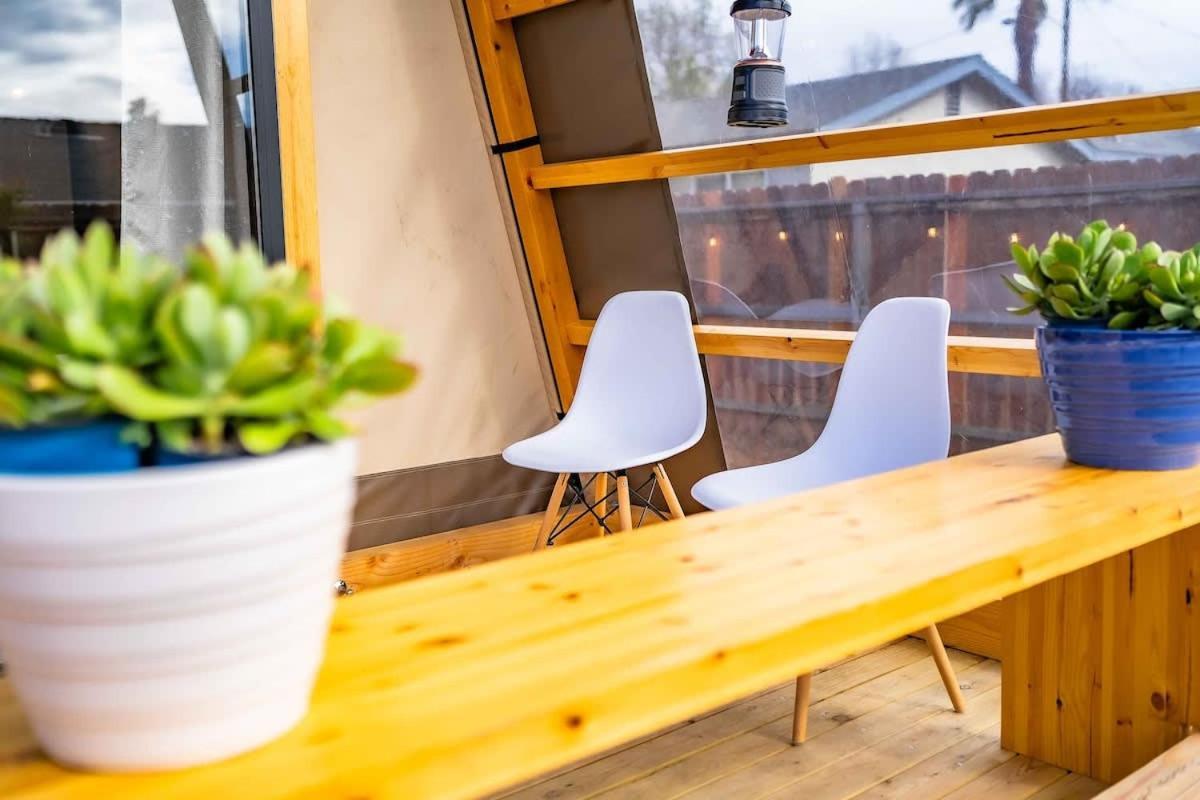 Glamping In The Urban Hotel Glendora Exterior photo