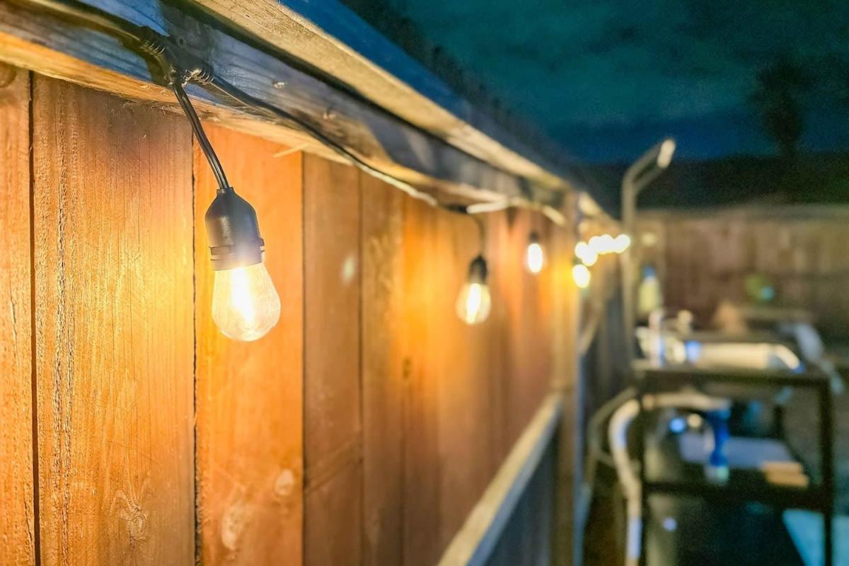 Glamping In The Urban Hotel Glendora Exterior photo